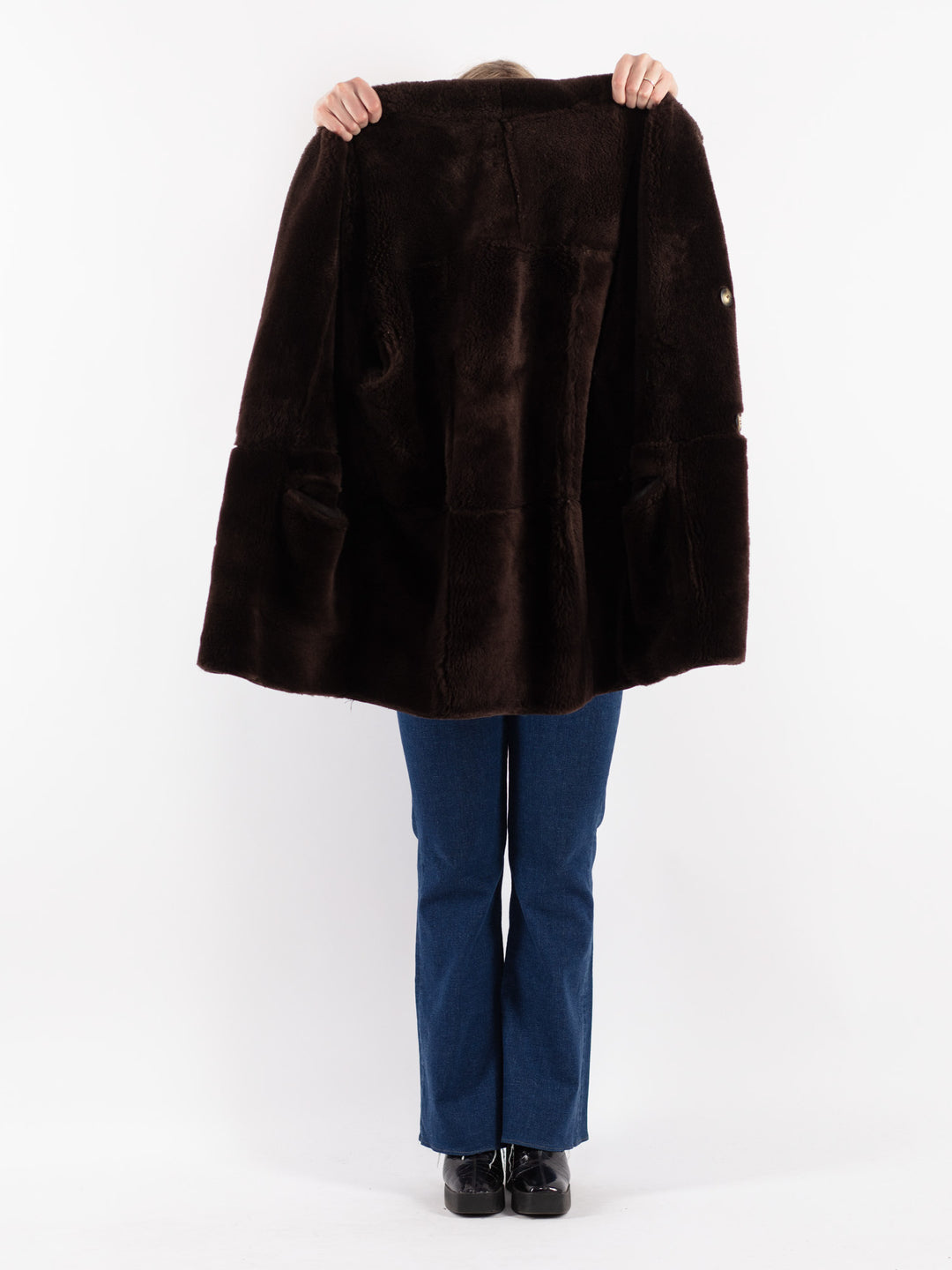 Vintage 90's Women Sheepskin Coat in Brown