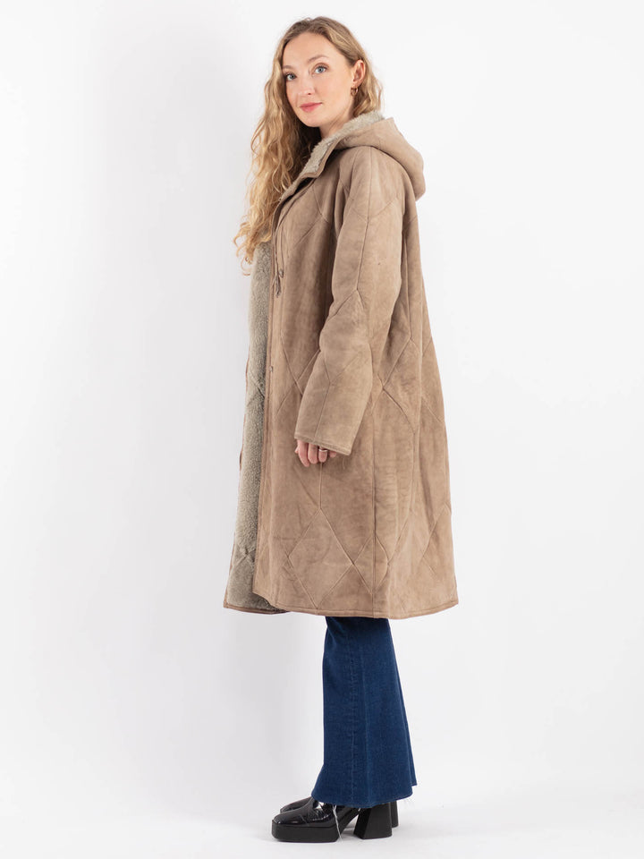 Vintage 90's Women Sheepskin Coat in BeigeV9195