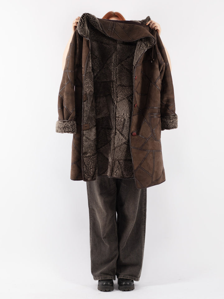 Vintage 90's Women Sheepskin Coat in Brown