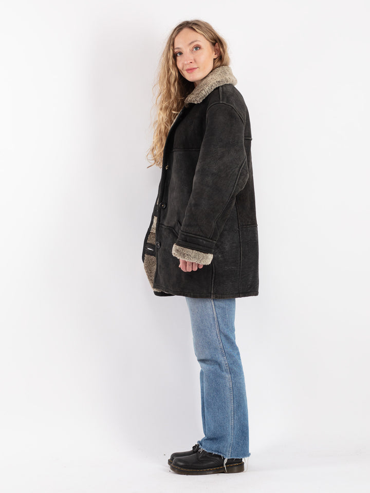 Vintage 90's Women Sheepskin Coat in BlackV9092