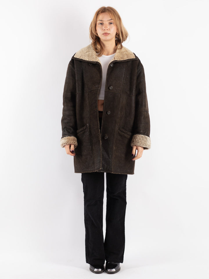 Vintage 90's Women Sheepskin Coat in Brown