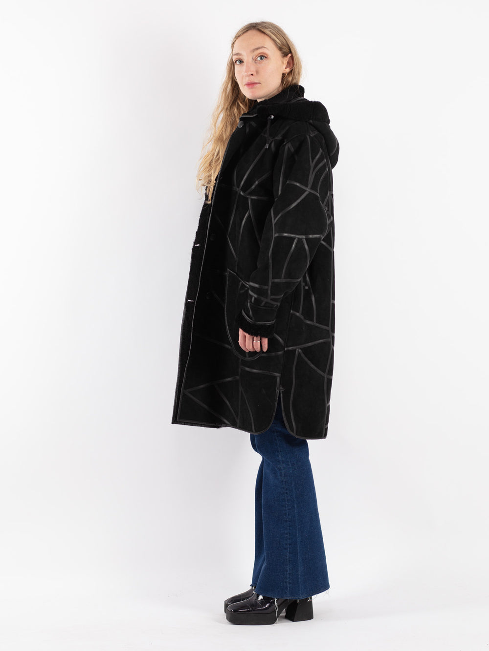Vintage 90's Women Sheepskin Coat in Black