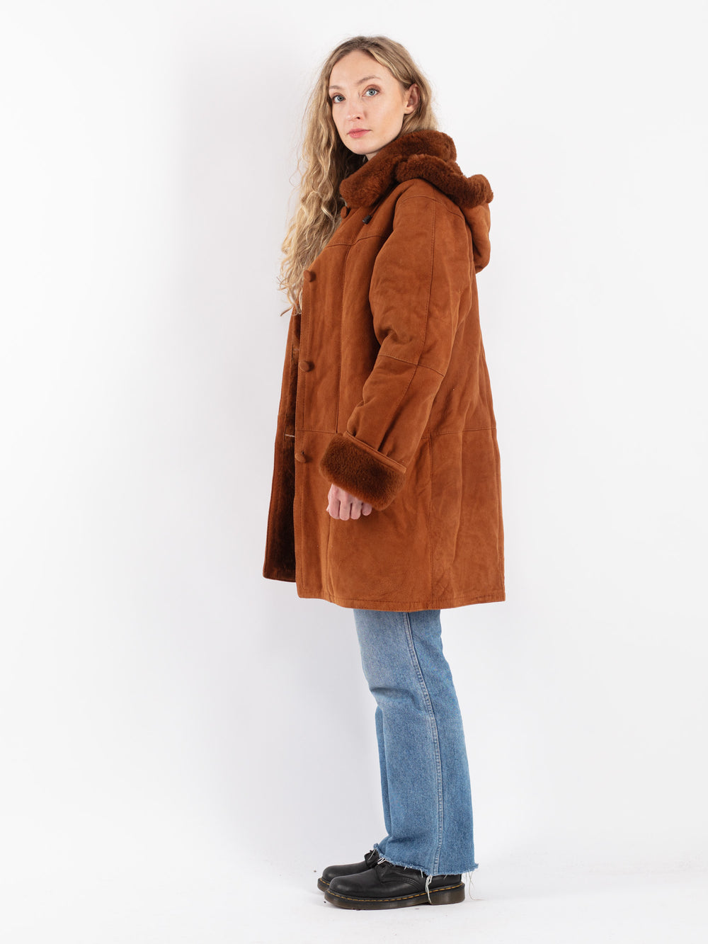 Vintage 90's Women Sheepskin Coat in Brown