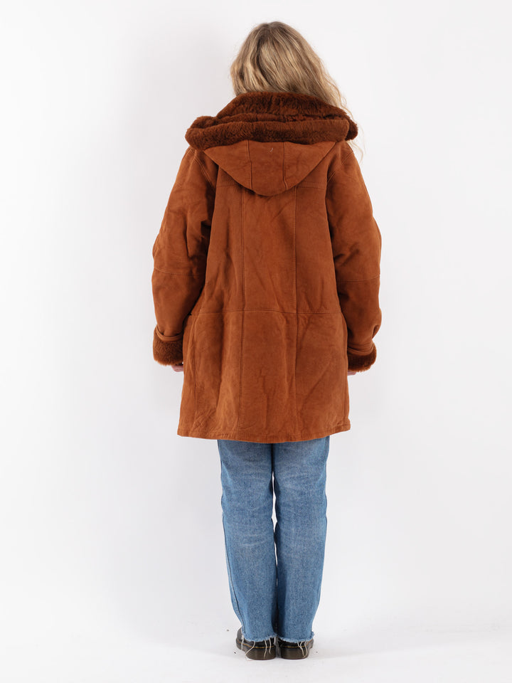 Vintage 90's Women Sheepskin Coat in Brown