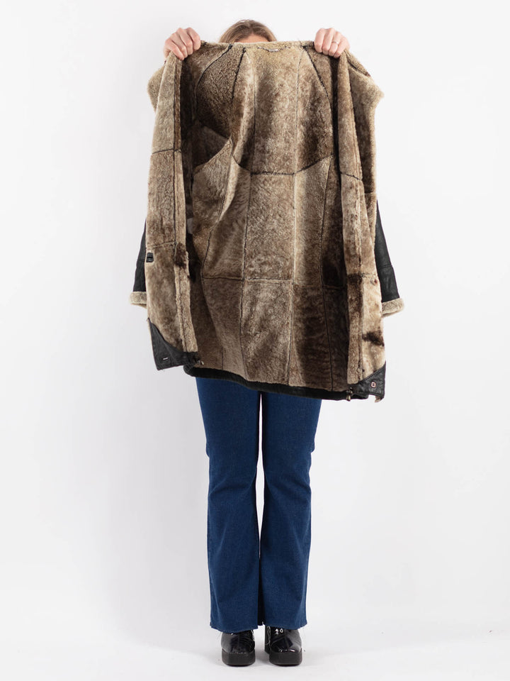 Vintage 90's Women Sheepskin Coat in BlackV9198