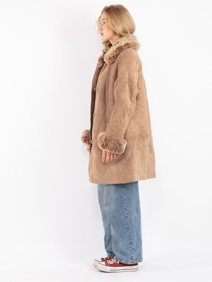 Vintage Women Sheepskin Shearling Coat in Beige