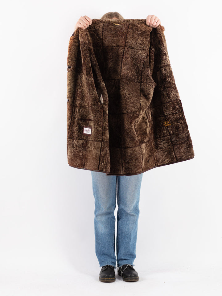 Vintage 90's Women Sheepskin Coat in Brown