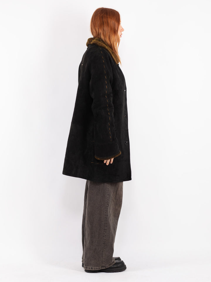 Vintage 90's Women Sheepskin Coat in Black