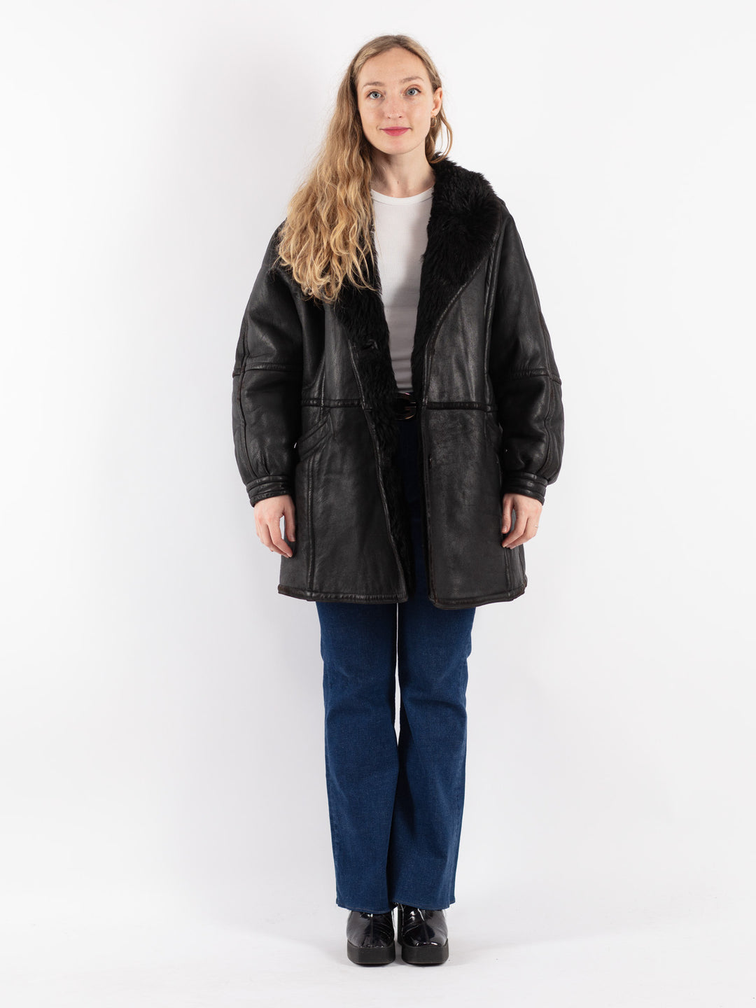 Vintage 90's Women Sheepskin Shearling Coat in Black