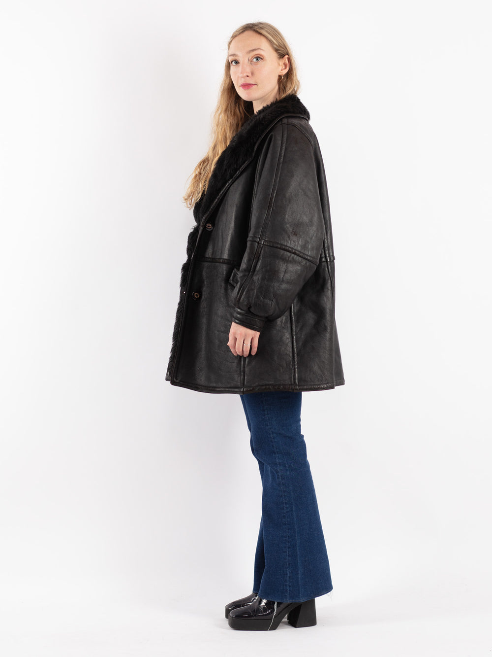Vintage 90's Women Sheepskin Shearling Coat in Black