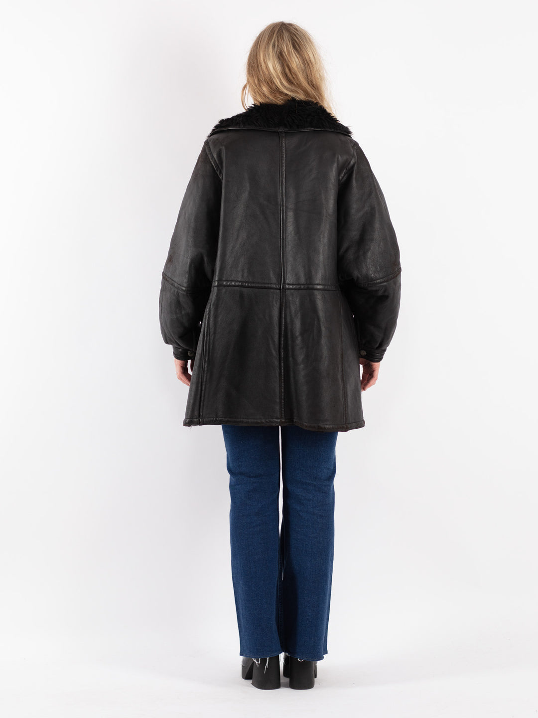 Vintage 90's Women Sheepskin Shearling Coat in Black