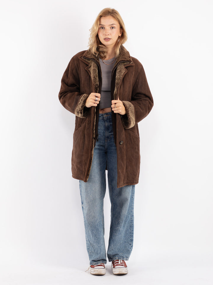 Vintage 90's Women Sheepskin Coat in Brown