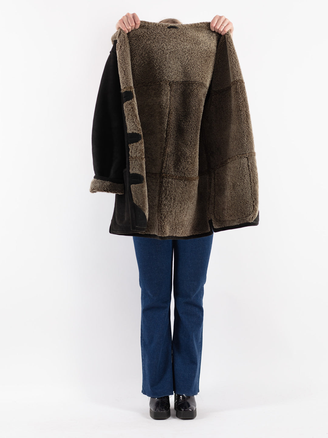 Vintage 90's Women Sheepskin Coat in Black