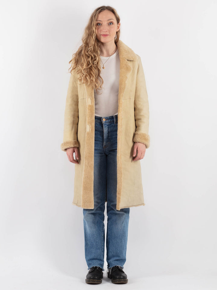 Vintage 90's Women Sheepskin Coat in Beige