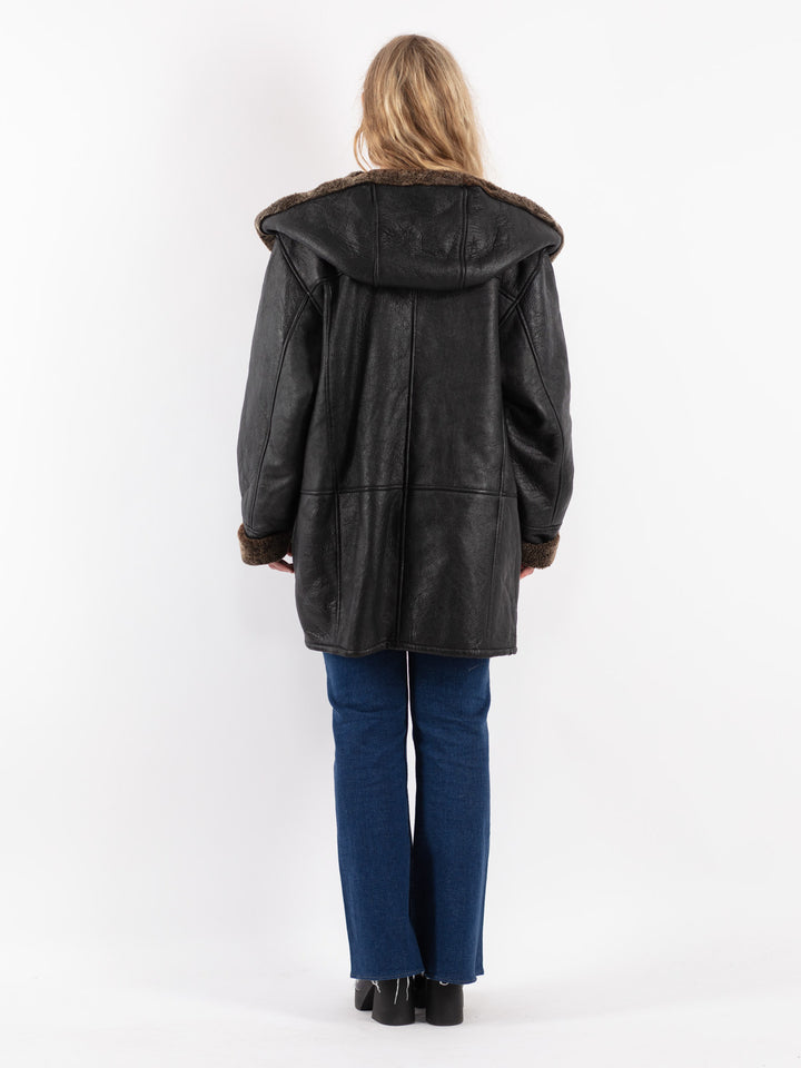 Vintage 90's Women Sheepskin Coat in Black