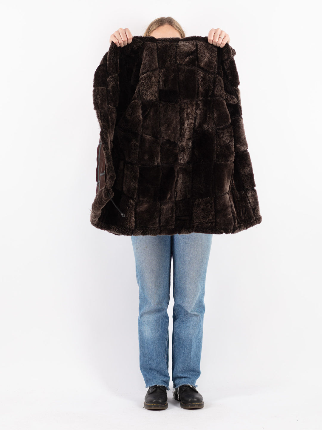 Vintage 90's Women Sheepskin Coat in Brown