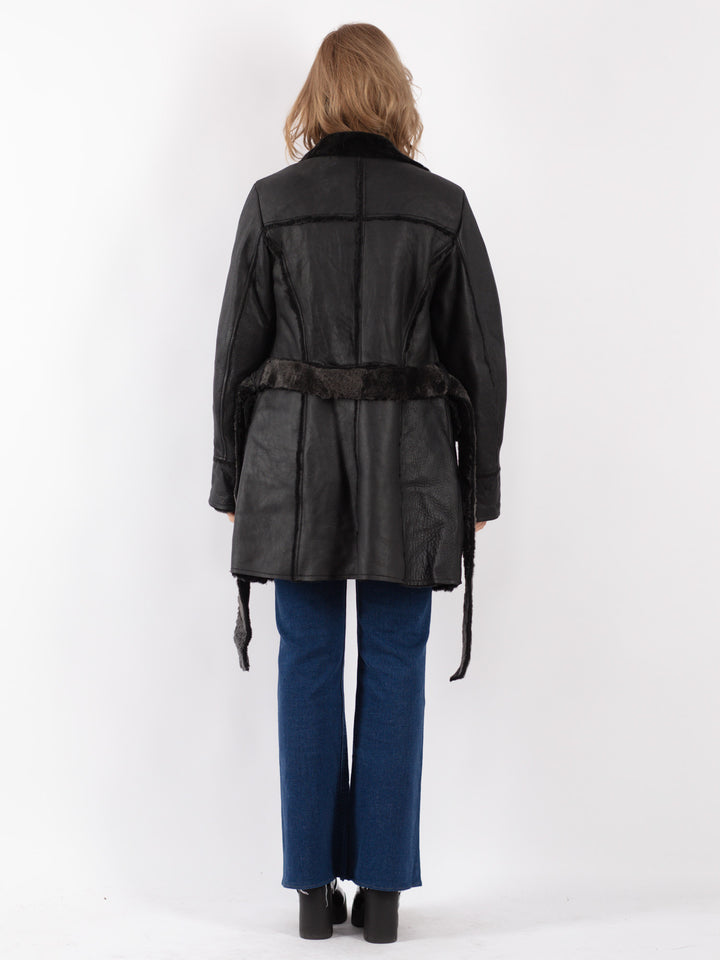 Vintage 90's Women Sheepskin Shearling Coat in Black