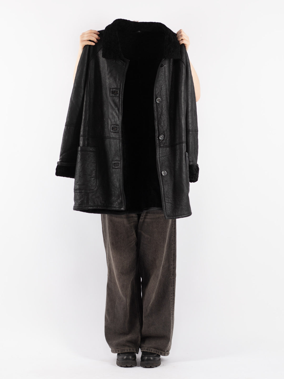 Vintage 90's Women Sheepskin Coat in Black