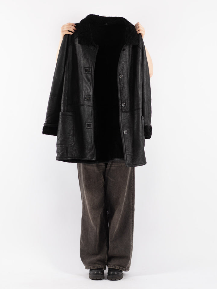 Vintage 90's Women Sheepskin Coat in Black