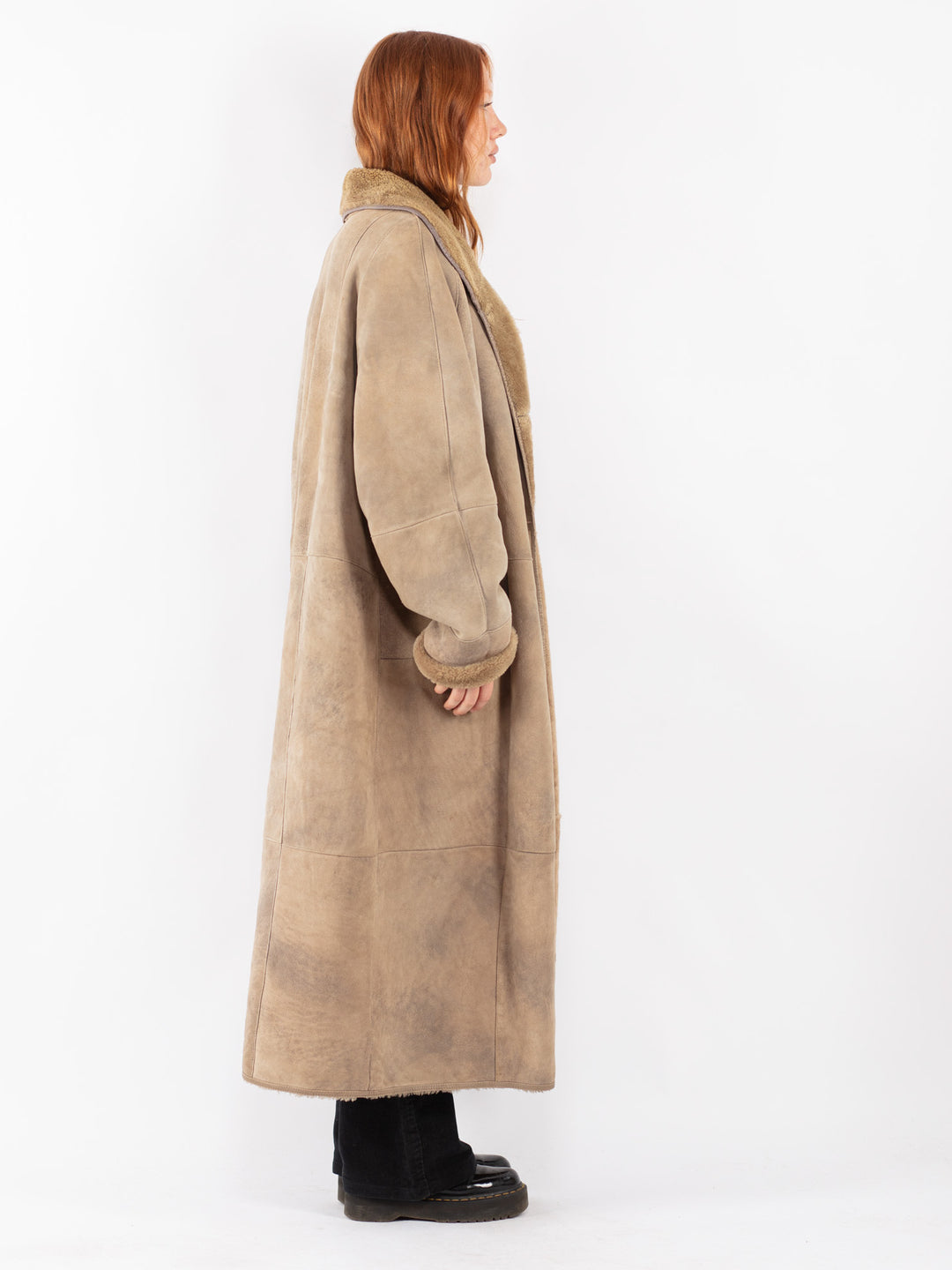 Vintage 90's Women Sheepskin Shearling Coat in Beige