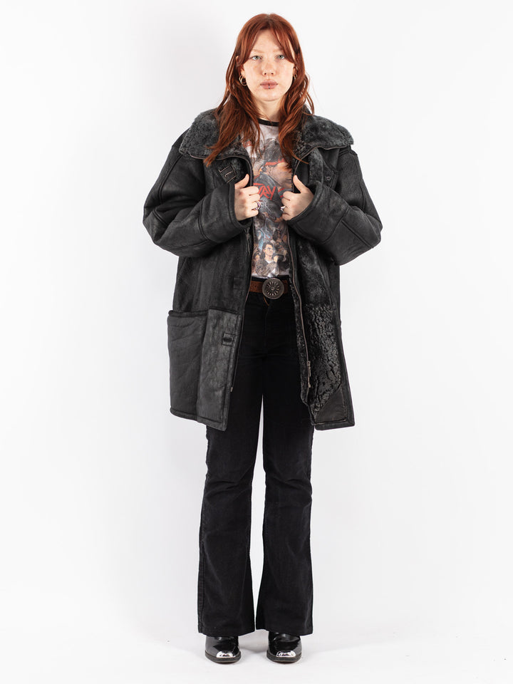 Vintage 80's Women Sheepskin Shearling Coat in Black