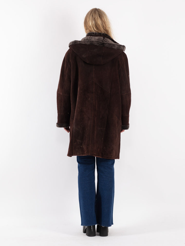Vintage 90's Women Sheepskin Coat in Brown