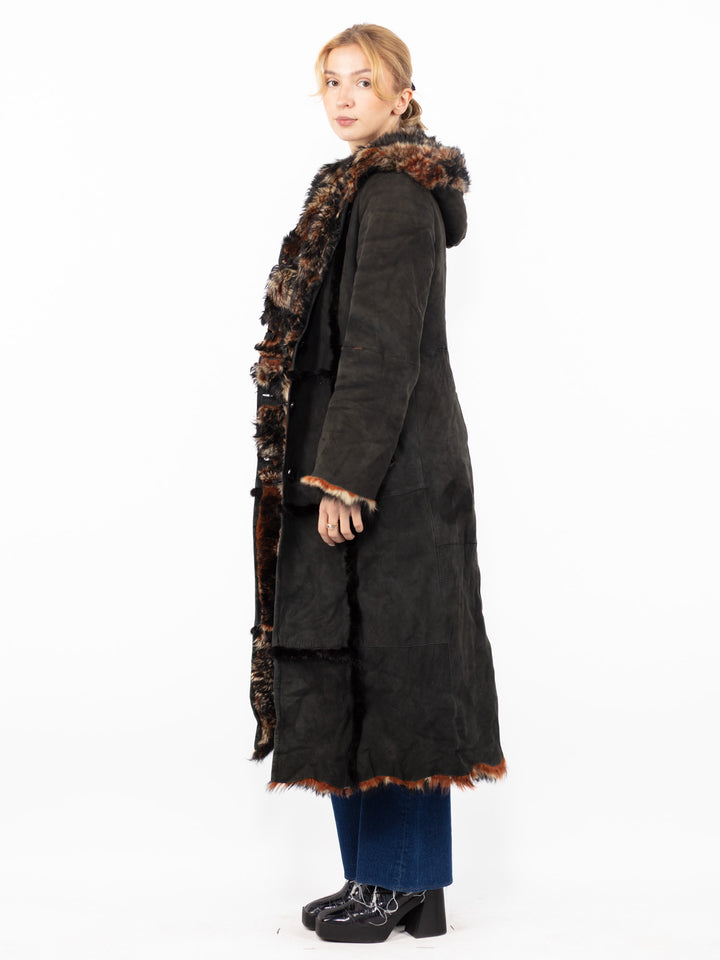 Vintage 90's Women Sheepskin Coat in BlackA0857