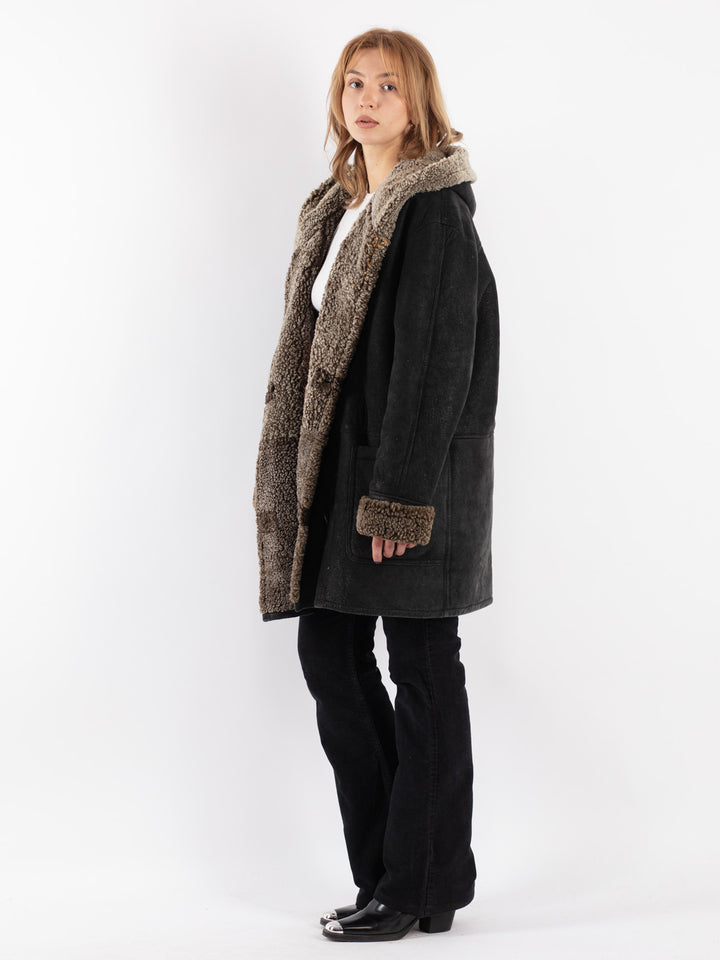 Vintage 90's Women Sheepskin in Black