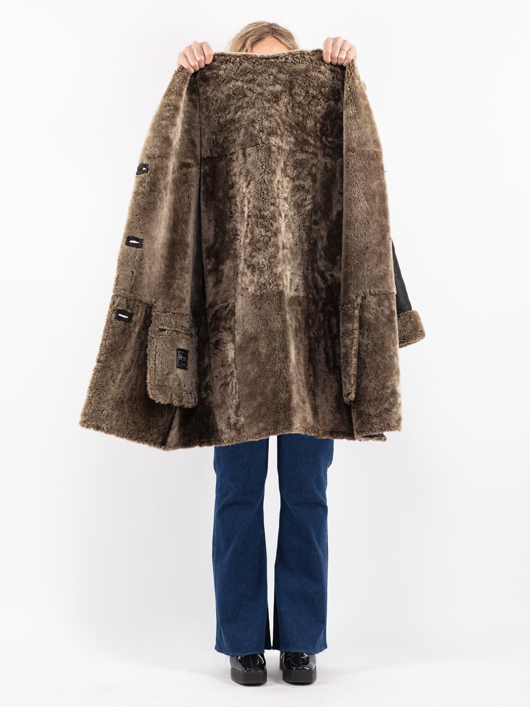 Vintage 90's Women Sheepskin Coat in Black