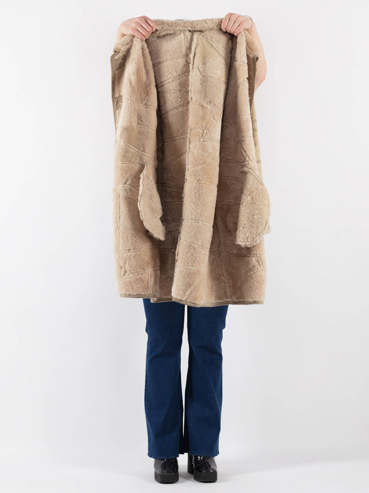 Vintage 90's Women Sheepskin Coat in BeigeV9418