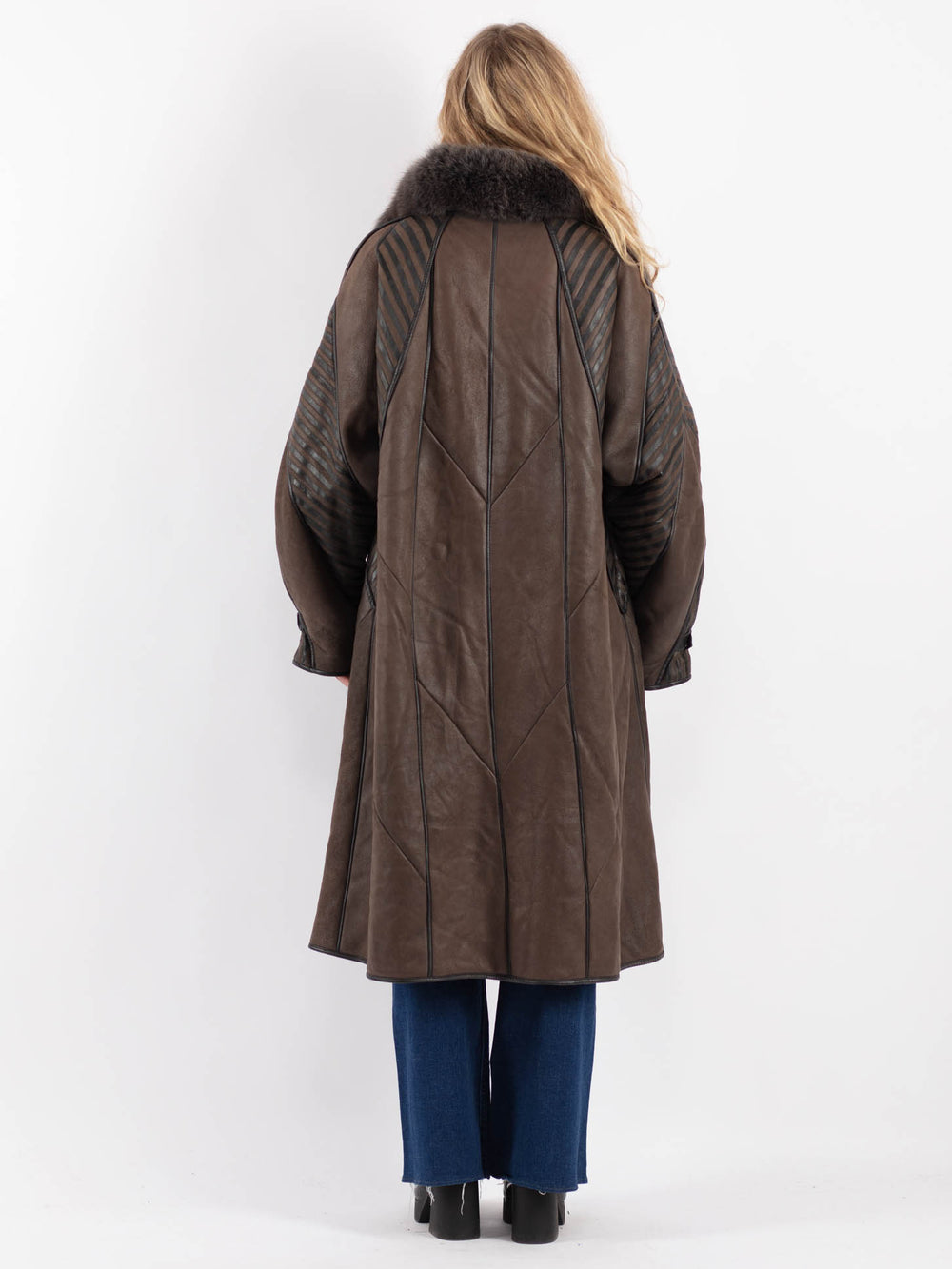 Vintage 90's Women Sheepskin Coat in BrownV9213