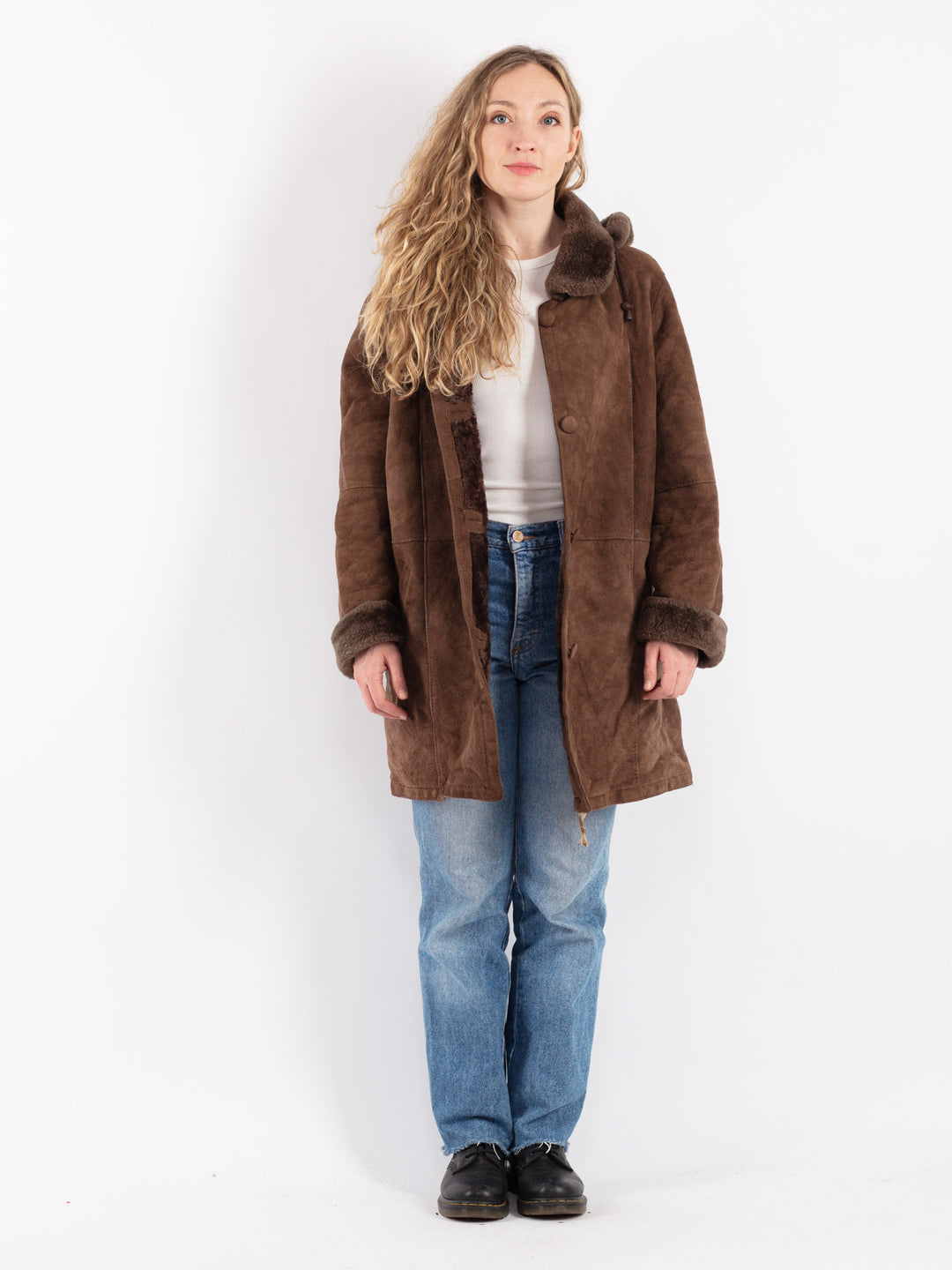 Vintage 90's Women Sheepskin Coat in Brown
