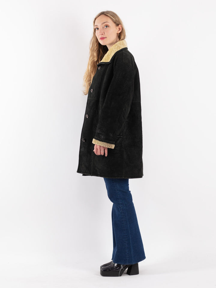 Vintage 90's Women Sheepskin Coat in Black