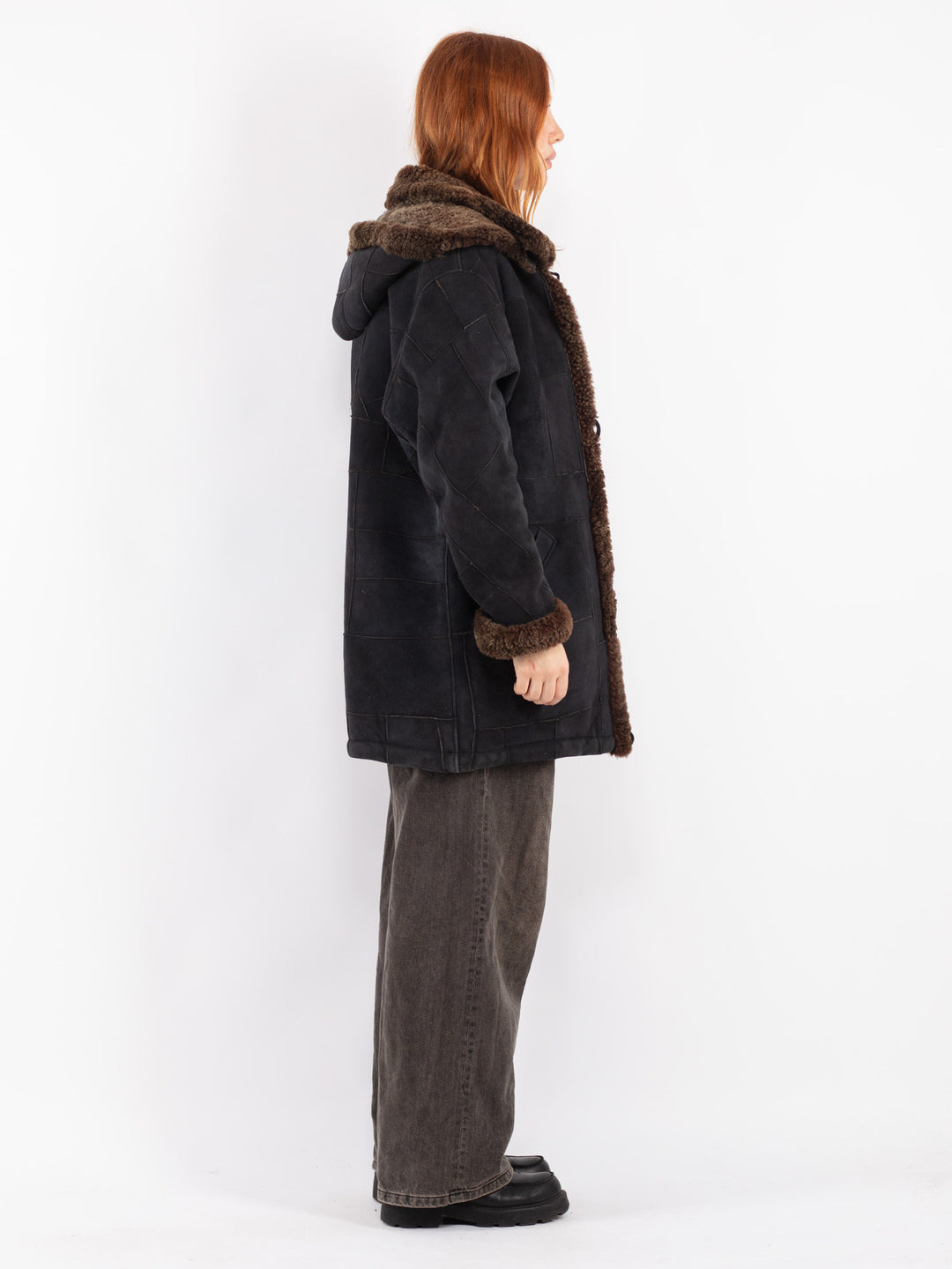 Vintage 90's Women Sheepskin Coat in Black
