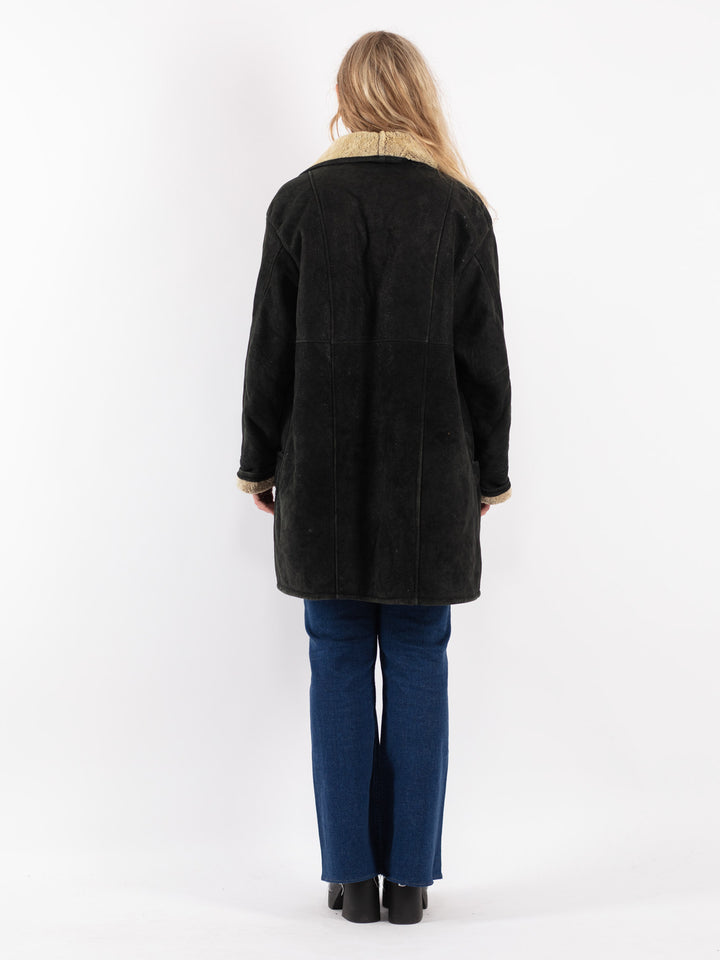 Vintage 90's Women Sheepskin Coat in Black