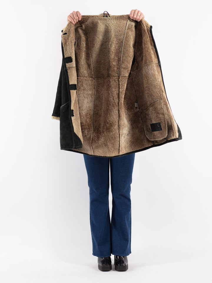 Vintage 90's Women Sheepskin Coat in Black