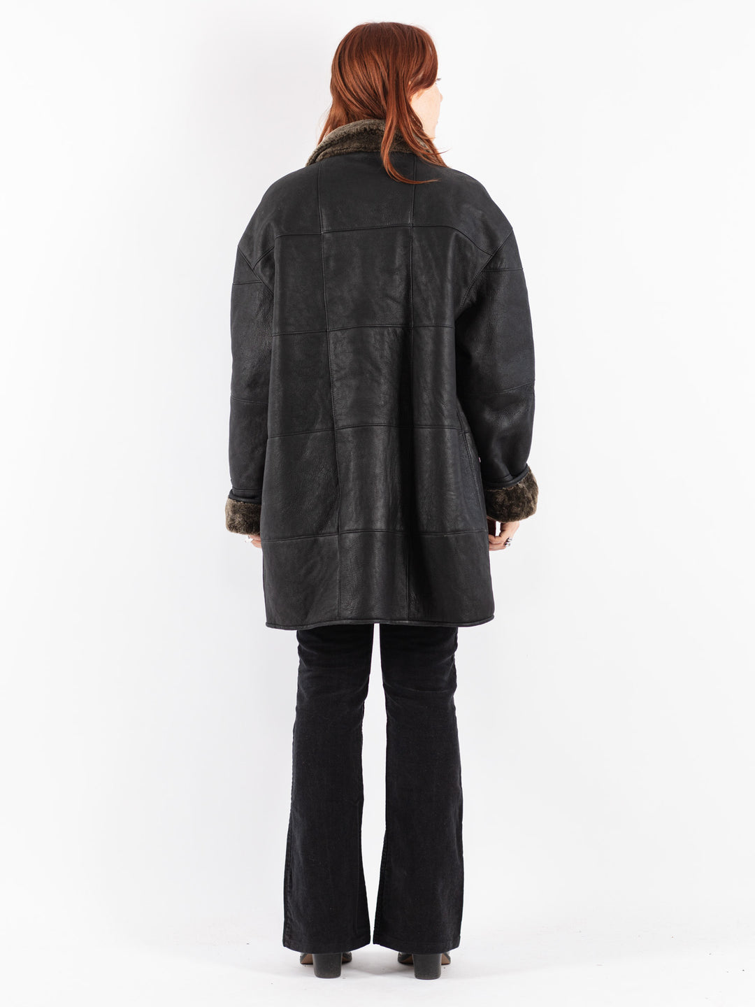 Vintage 90's Women Sheepskin Coat in Black