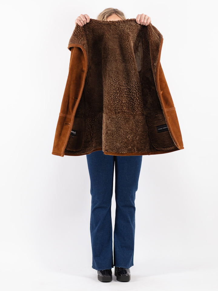 Vintage 90's Women Sheepskin Coat in Brown