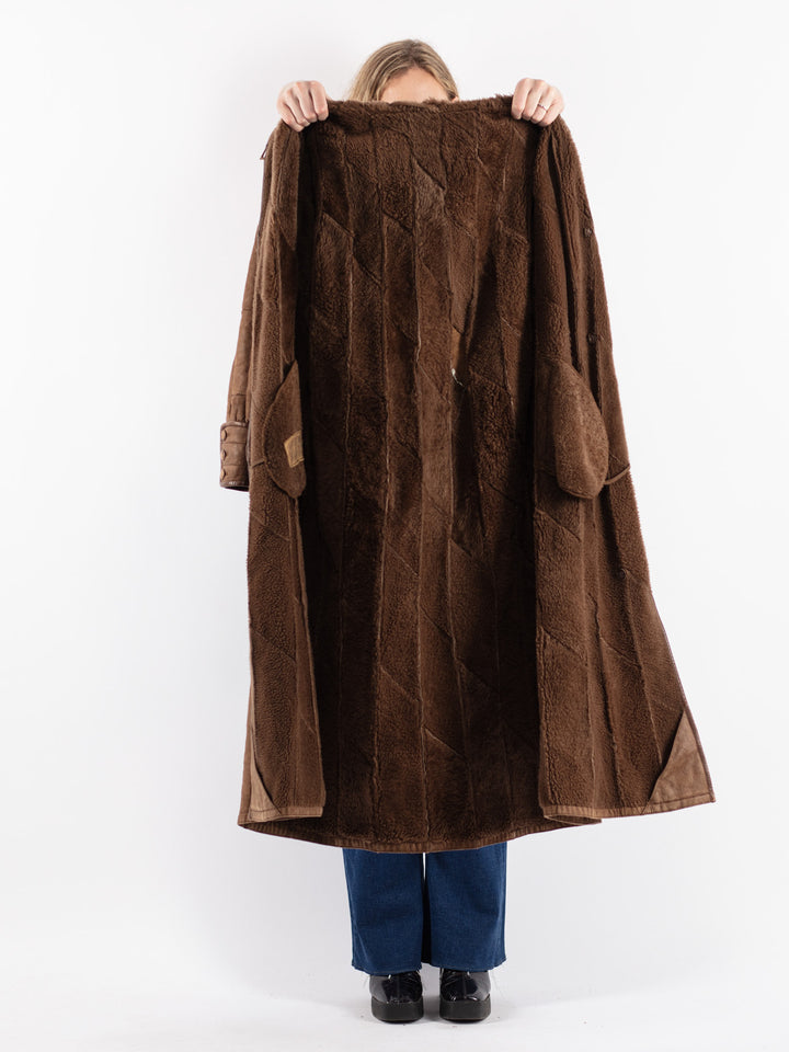 Vintage 90's Women Sheepskin Coat in Brown