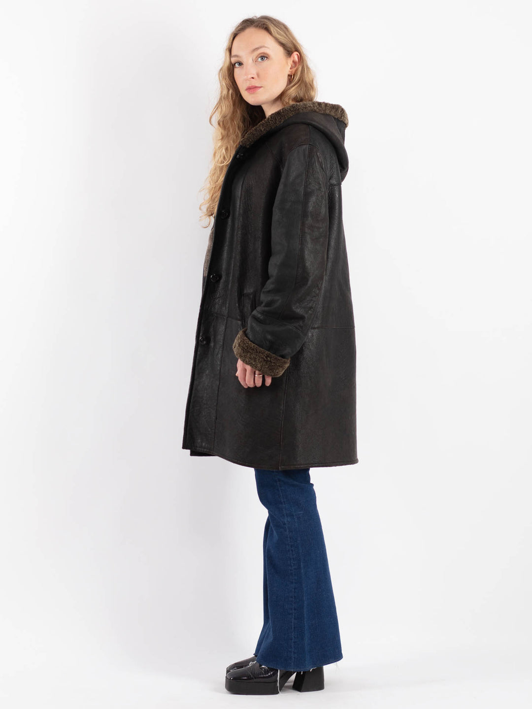 Vintage 90's Women Sheepskin Coat in BlackV9219