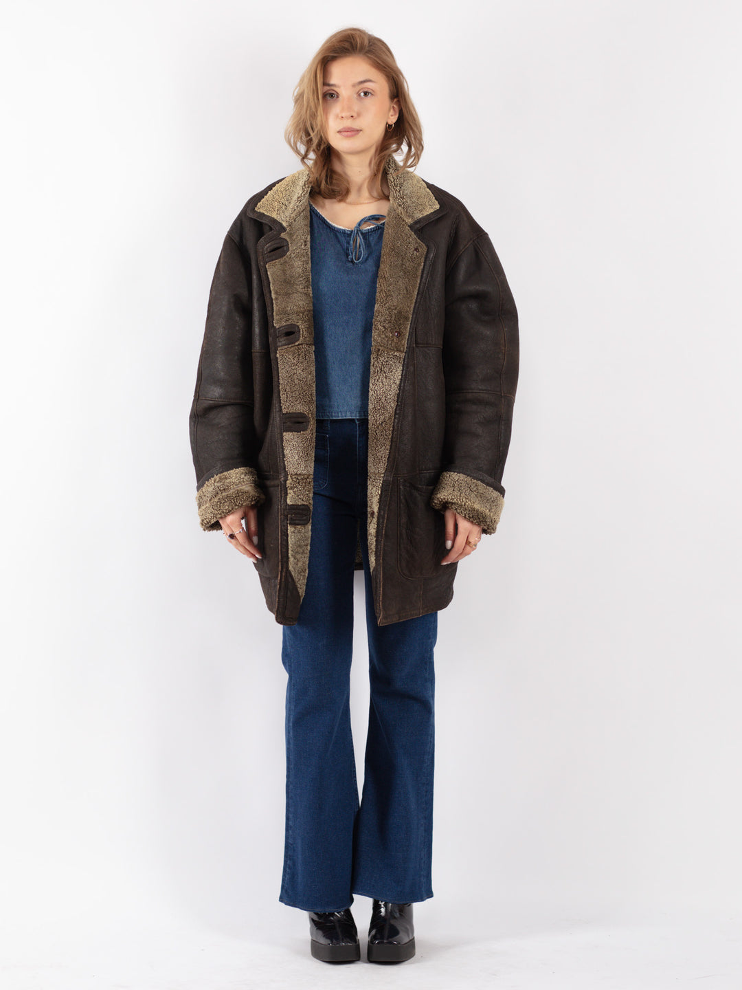 Vintage 90's Women Sheepskin Coat in Brown