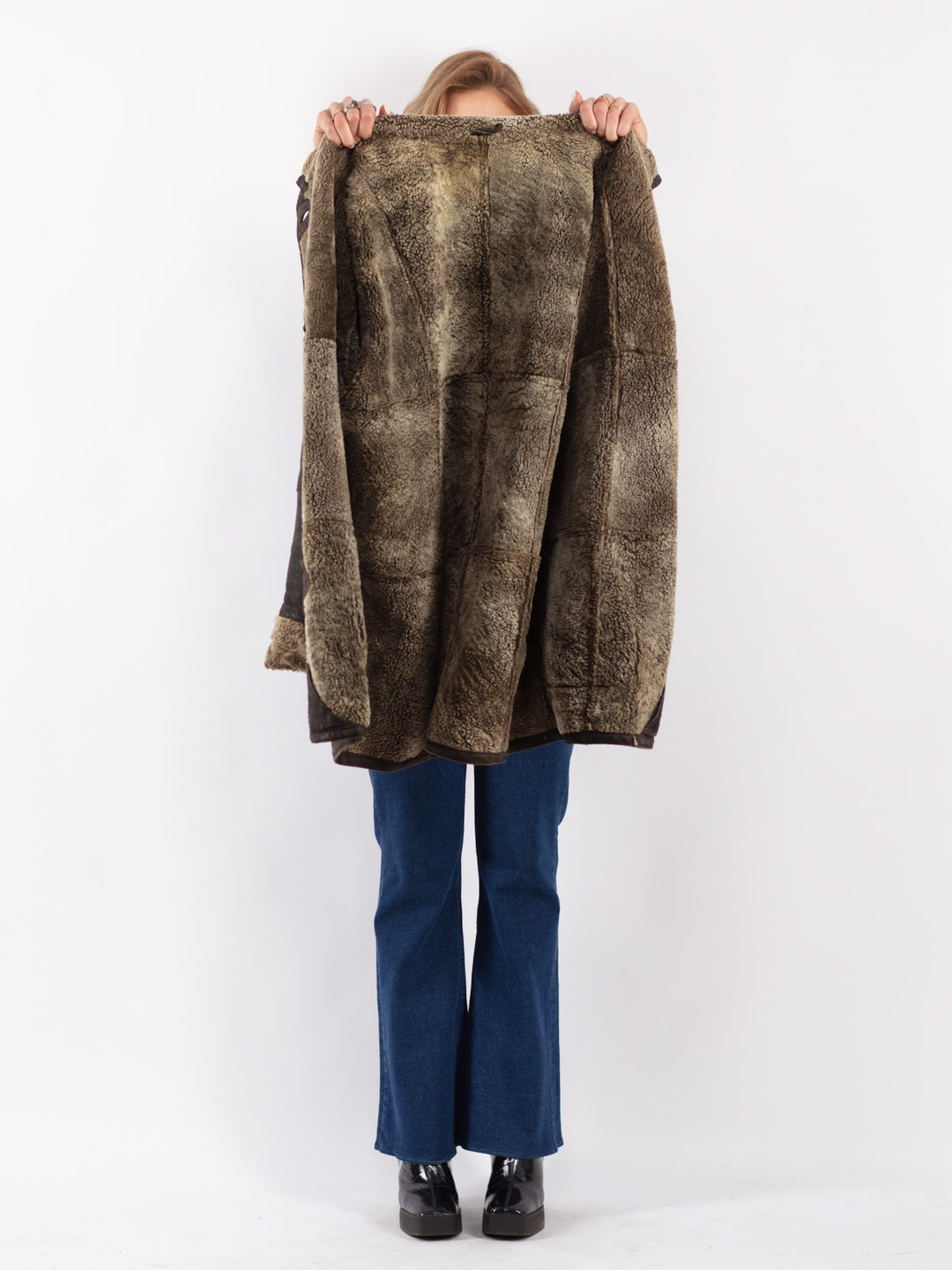 Vintage 90's Women Sheepskin Coat in Brown