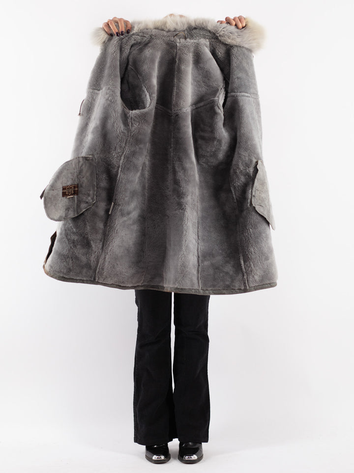 Vintage 90's Women Sheepskin Coat in Gray