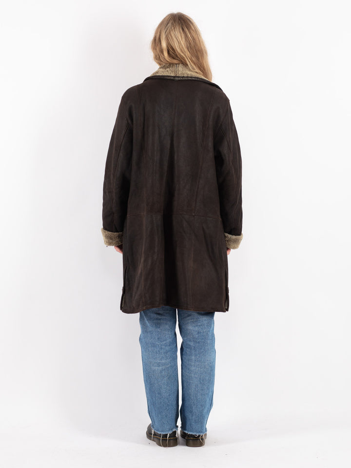Vintage 90's Women Sheepskin Coat in Brown