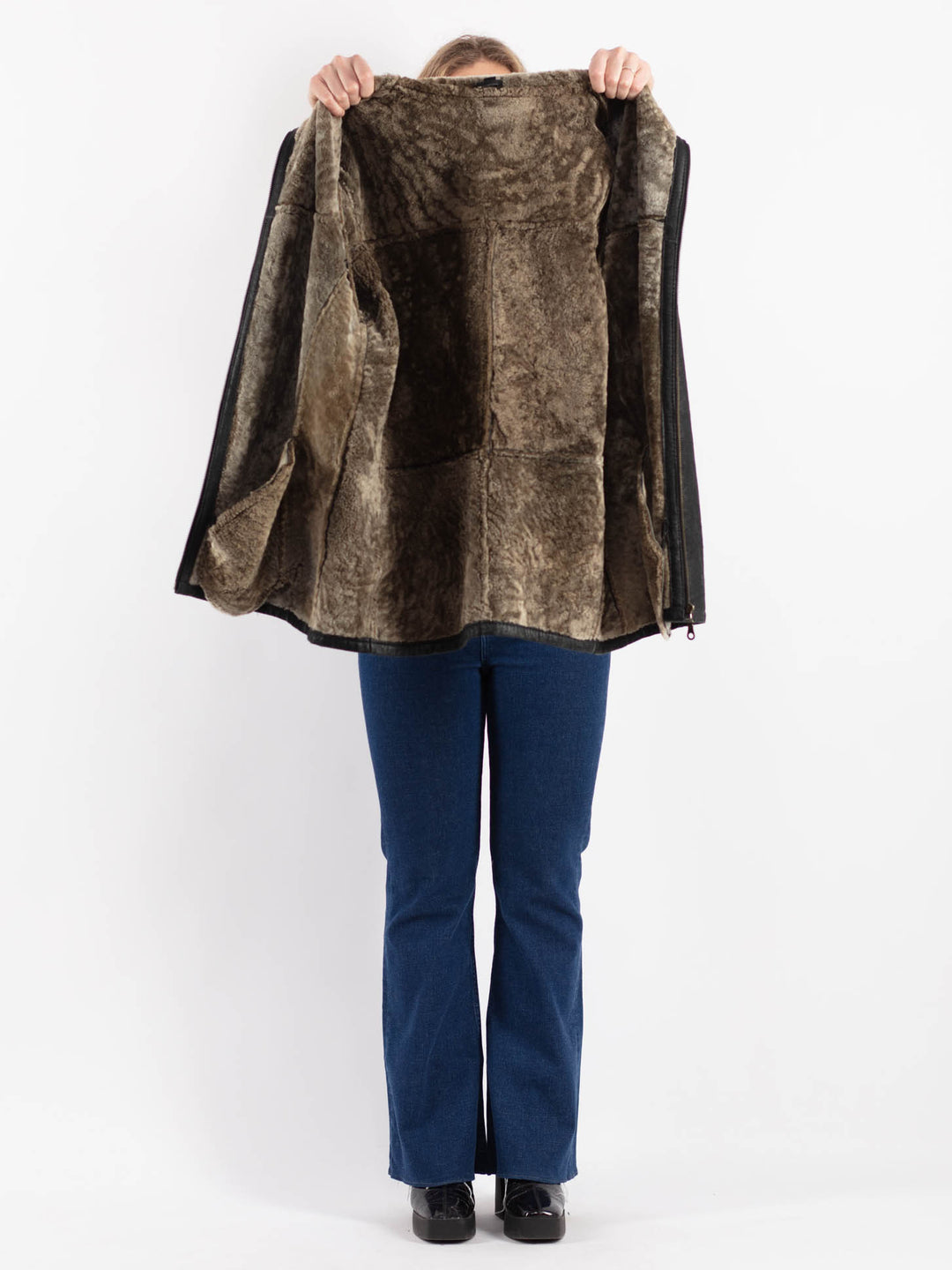 Vintage 90's Women Sheepskin Coat in Black