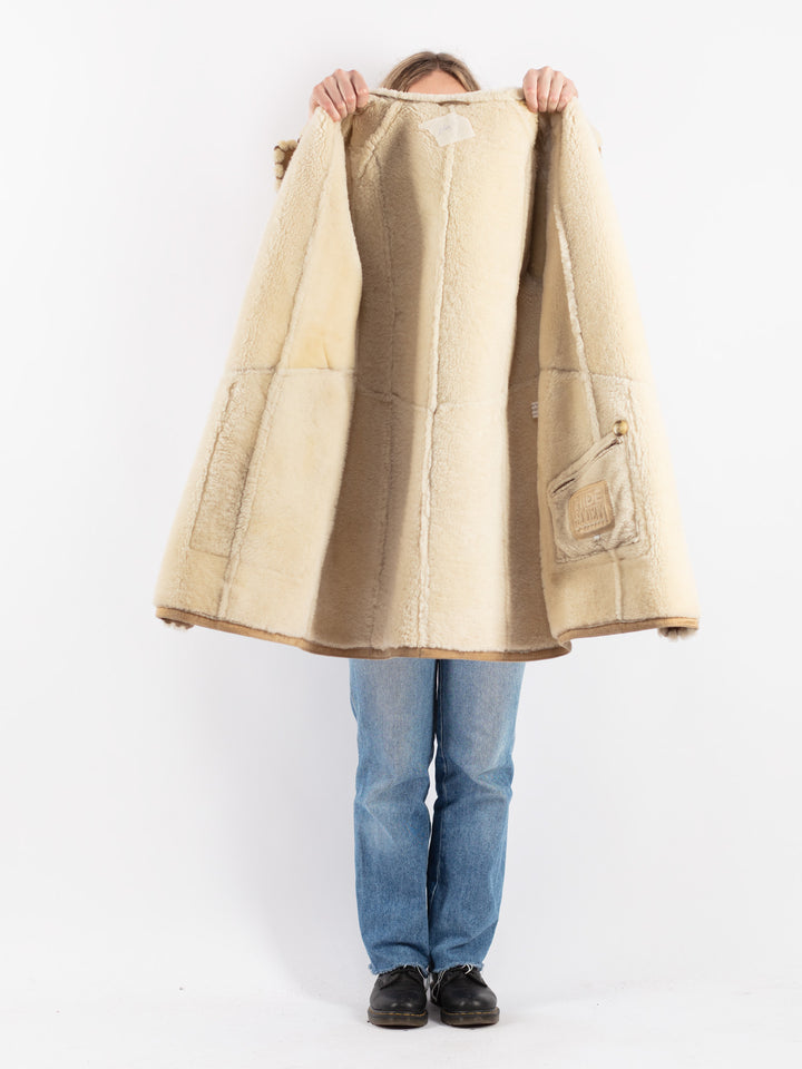 Vintage 90's Women Sheepskin Coat in Beige