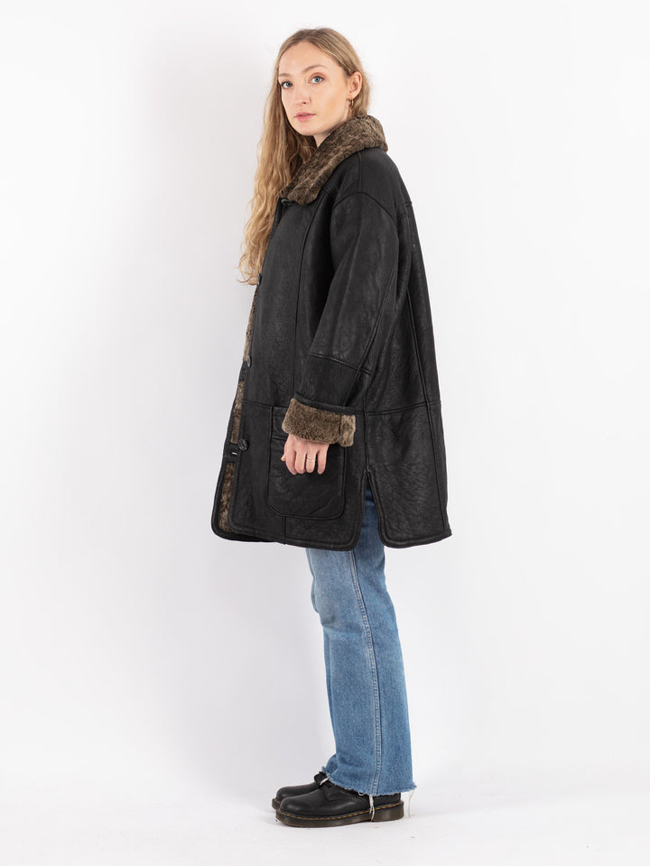 Vintage 90's Women Sheepskin Coat in Black