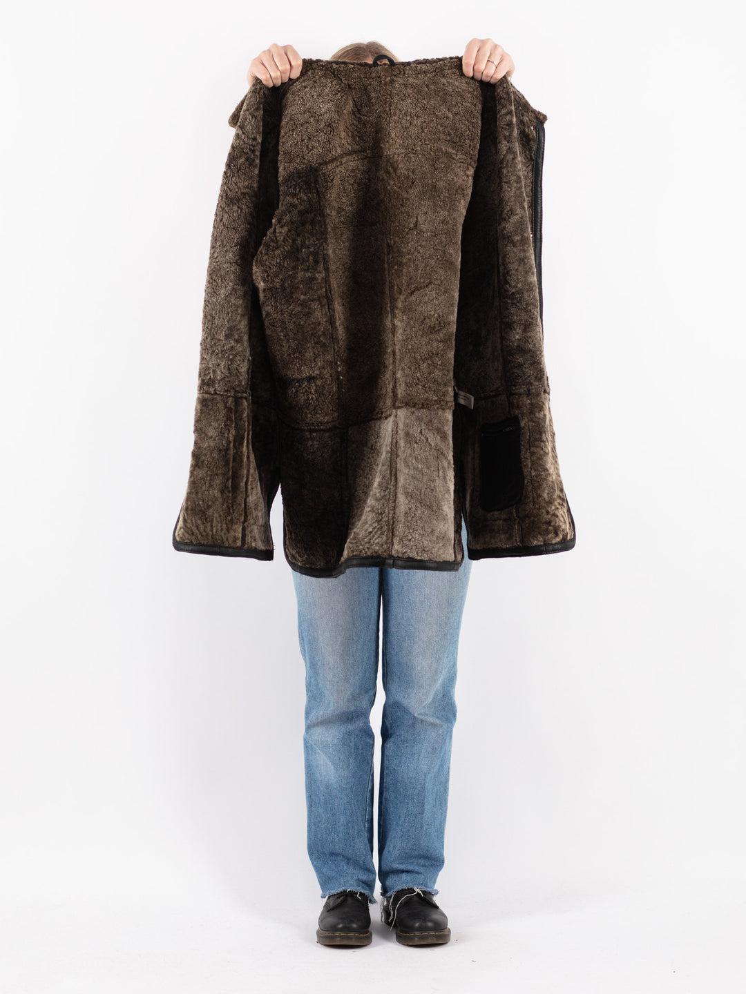 Vintage 90's Women Sheepskin Coat in Black