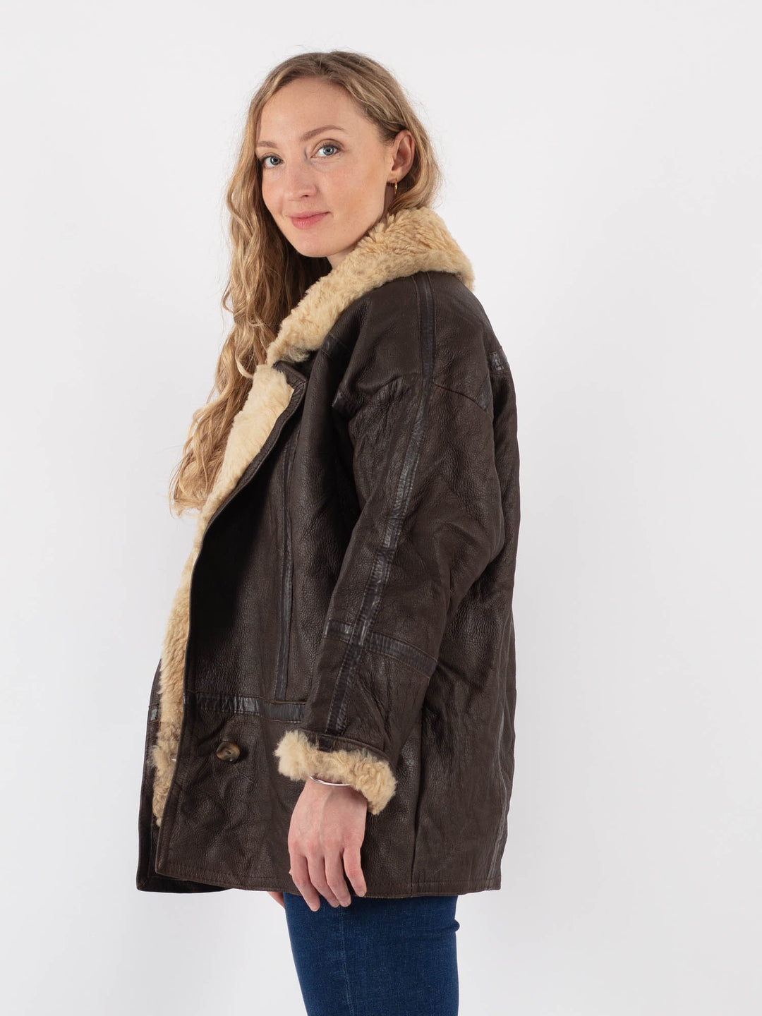 Vintage 90's Women Sheepskin Coat in BrownV9433