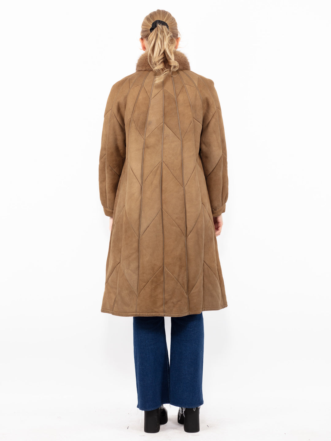 Vintage 90's Women Sheepskin Coat in BeigeA0867